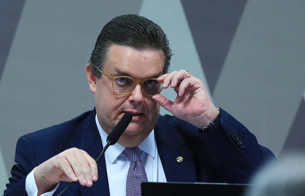 Previdência em Pauta: Comissão do Senado Convoca Ministro para Prestar Esclarecimentos