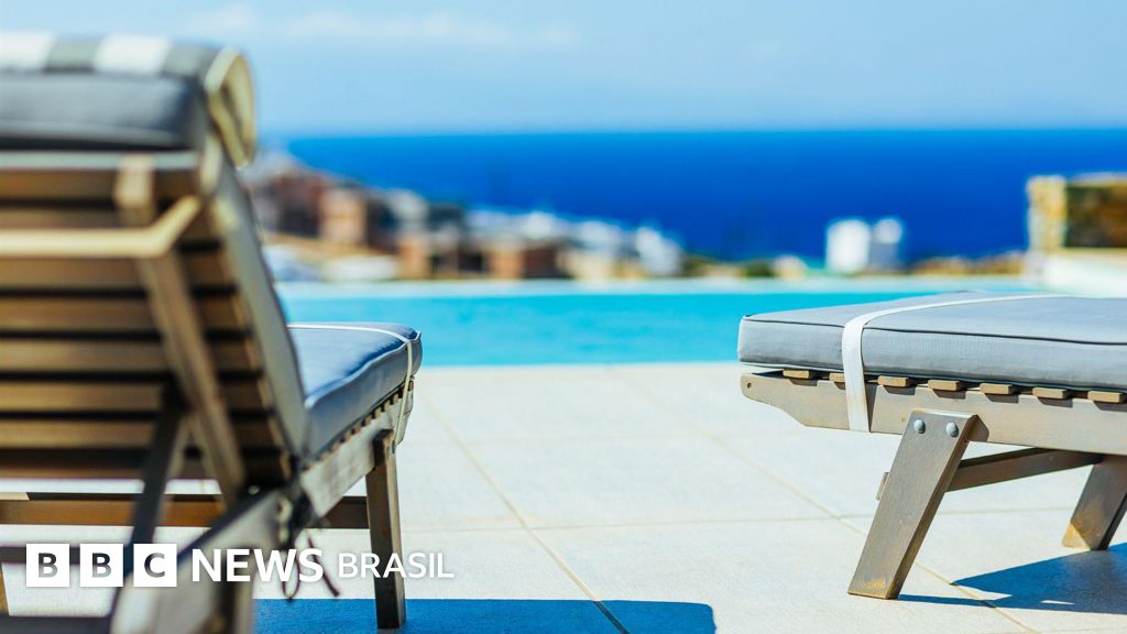Reclamação Pública: Turista Carente de Espreguiçadeira em Hotel Pode Ser Paga