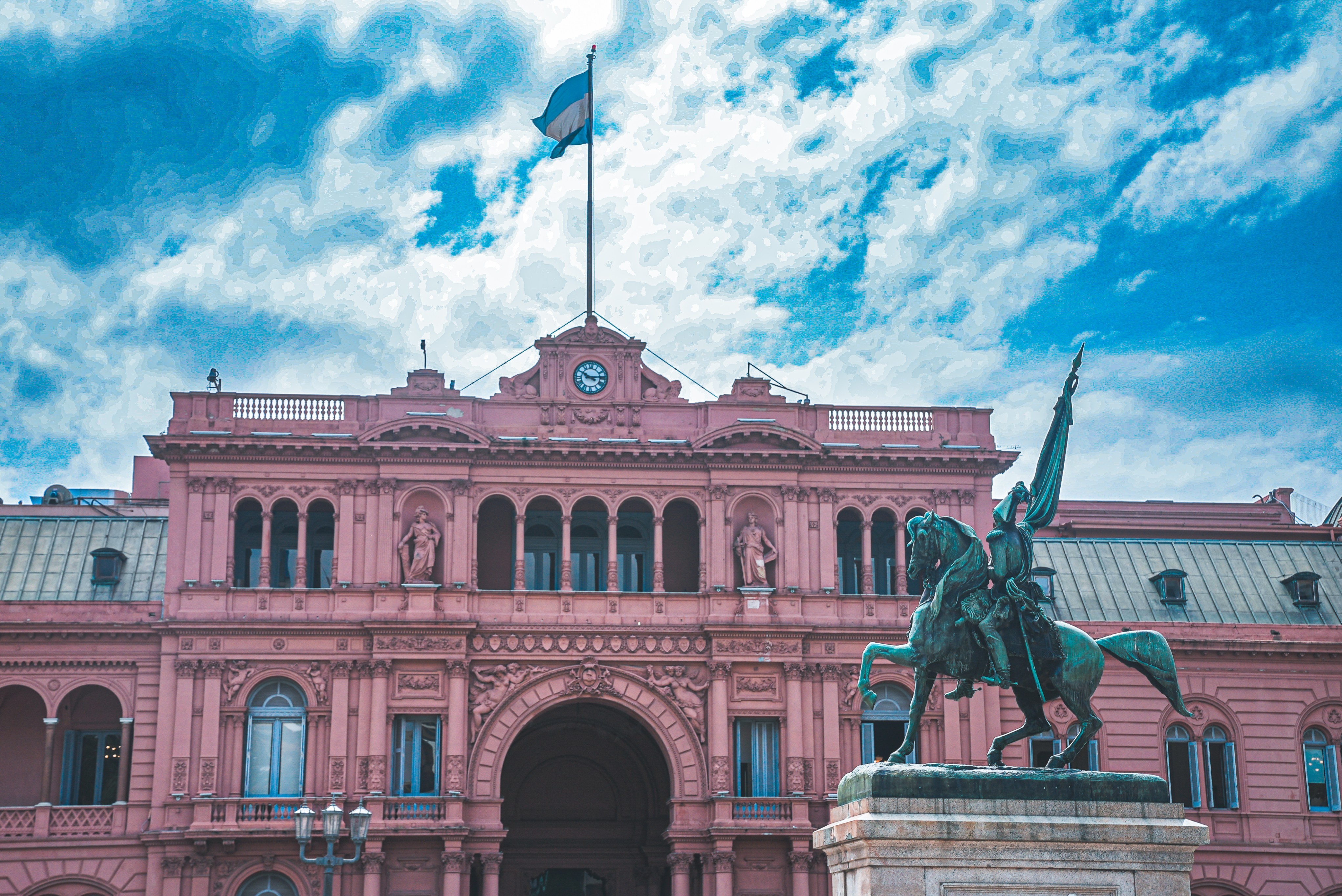 Reforma Trabalhista na Argentina Ameaça Futuro de Brasileiros: 'Pensar em Voltar'