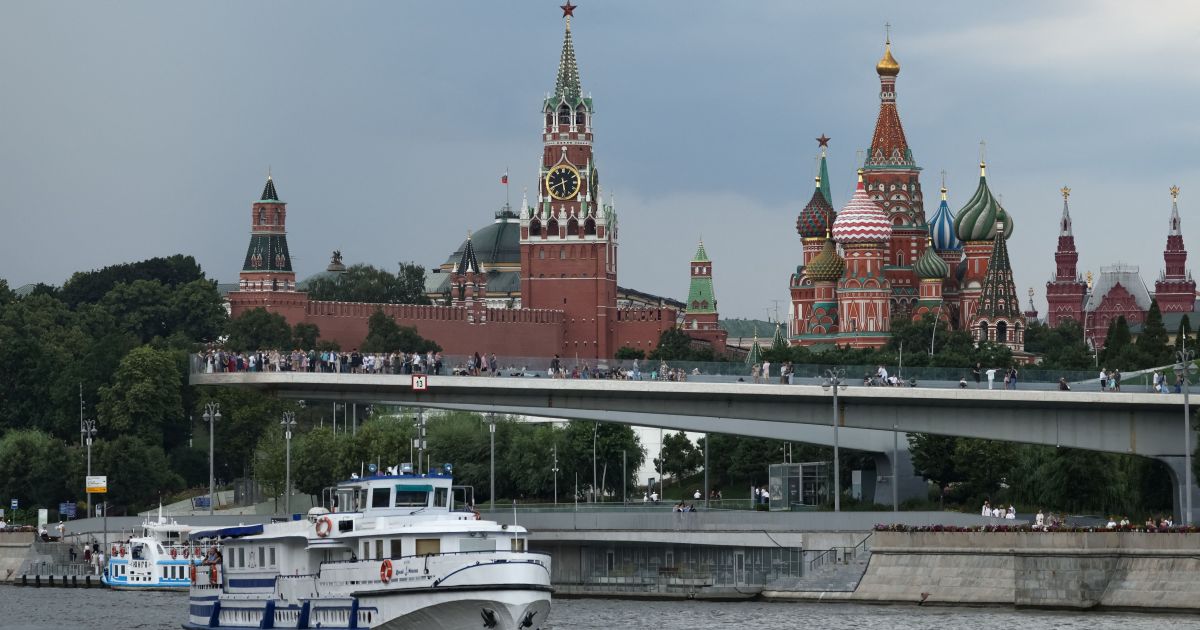 Rússia diz que Venezuela deve determinar próprio destino sem interferência