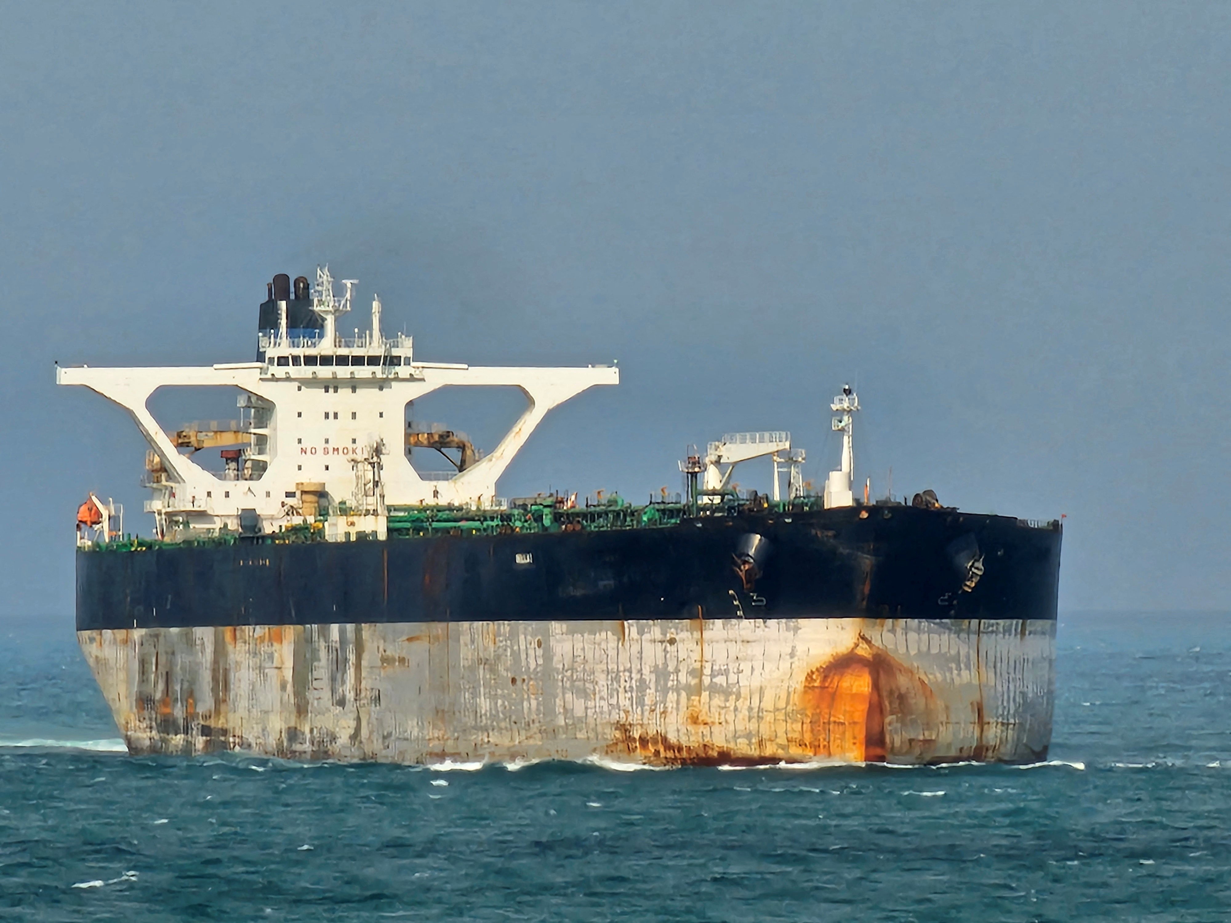 Rússia envia submarino para escoltar petroleiro que os EUA tentaram apreender perto da Ven