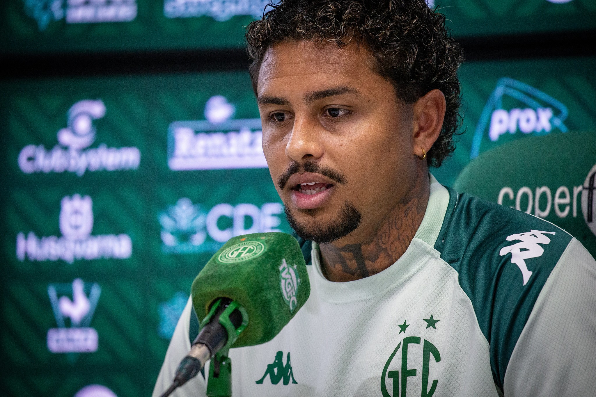 Samuel Deixa o Guarani: Atacante É Emprestado ao Paraná Clube