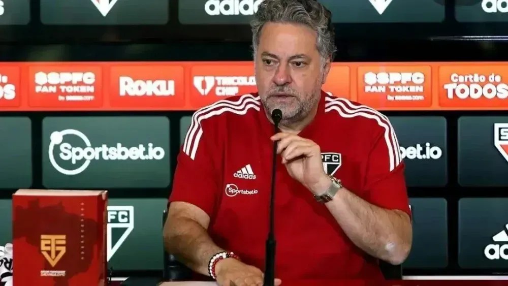 São Paulo: Casares não aparece durante atividade aberta à imprensa