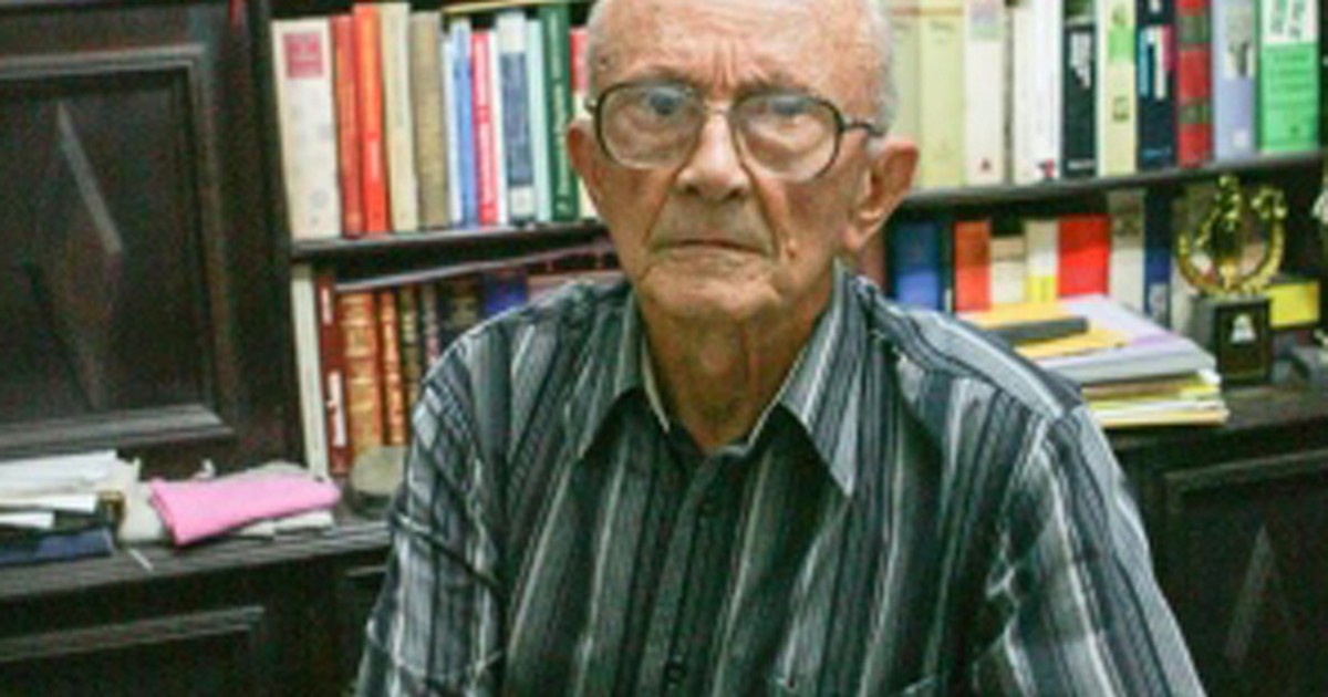Seminário presta homenagem a professor de Direito da Unifor 