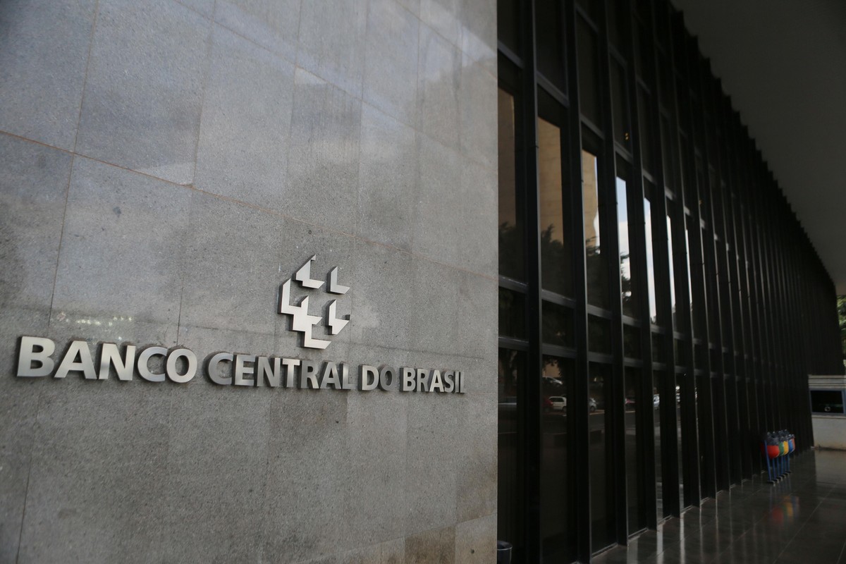 Setor financeiro defende BC em meio à pressão política no caso do Banco Master