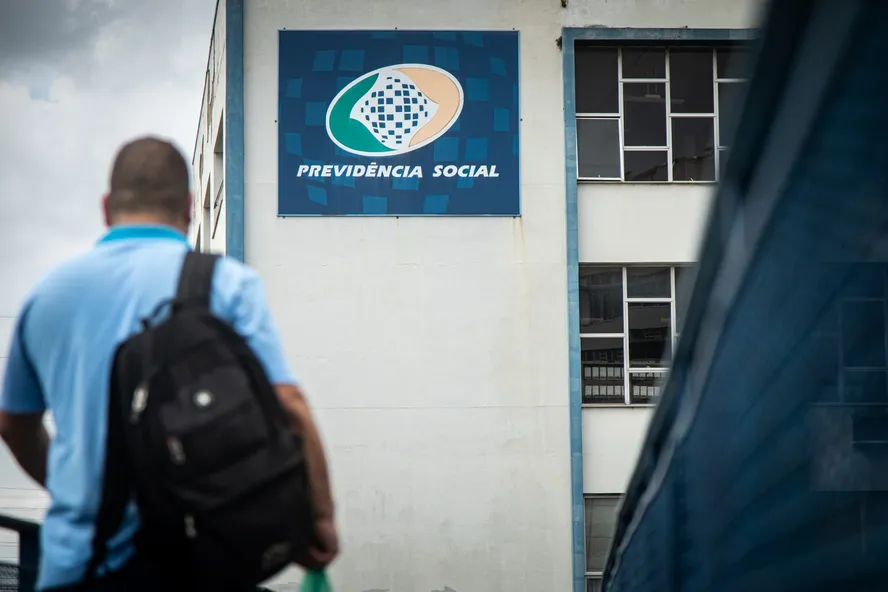 STF Abre Portas para Aposentadoria Especial sem Idade Mínima após 3 de Junho