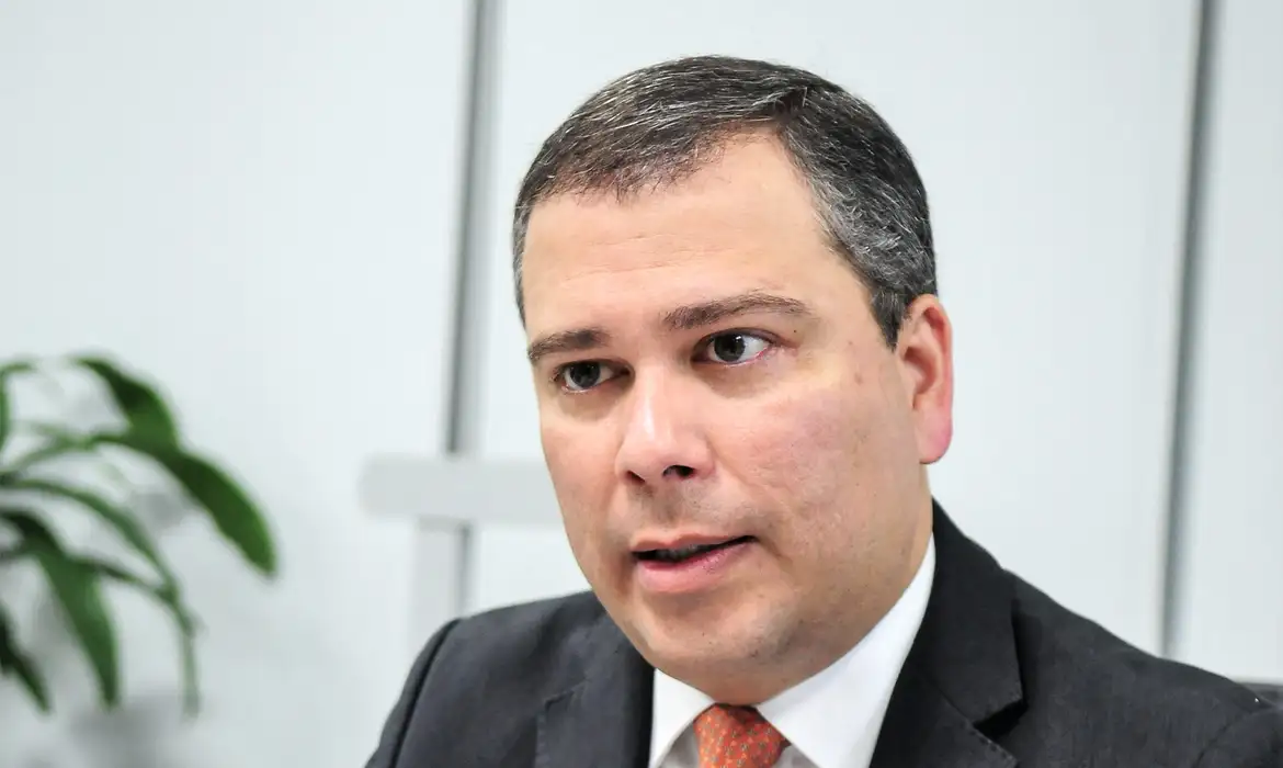 STF Decide: Ex-Presidente do BRB Continua Preso após Maioria de Votos