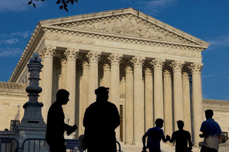Suprema Corte dos EUA deve divulgar decisões em 14 de janeiro