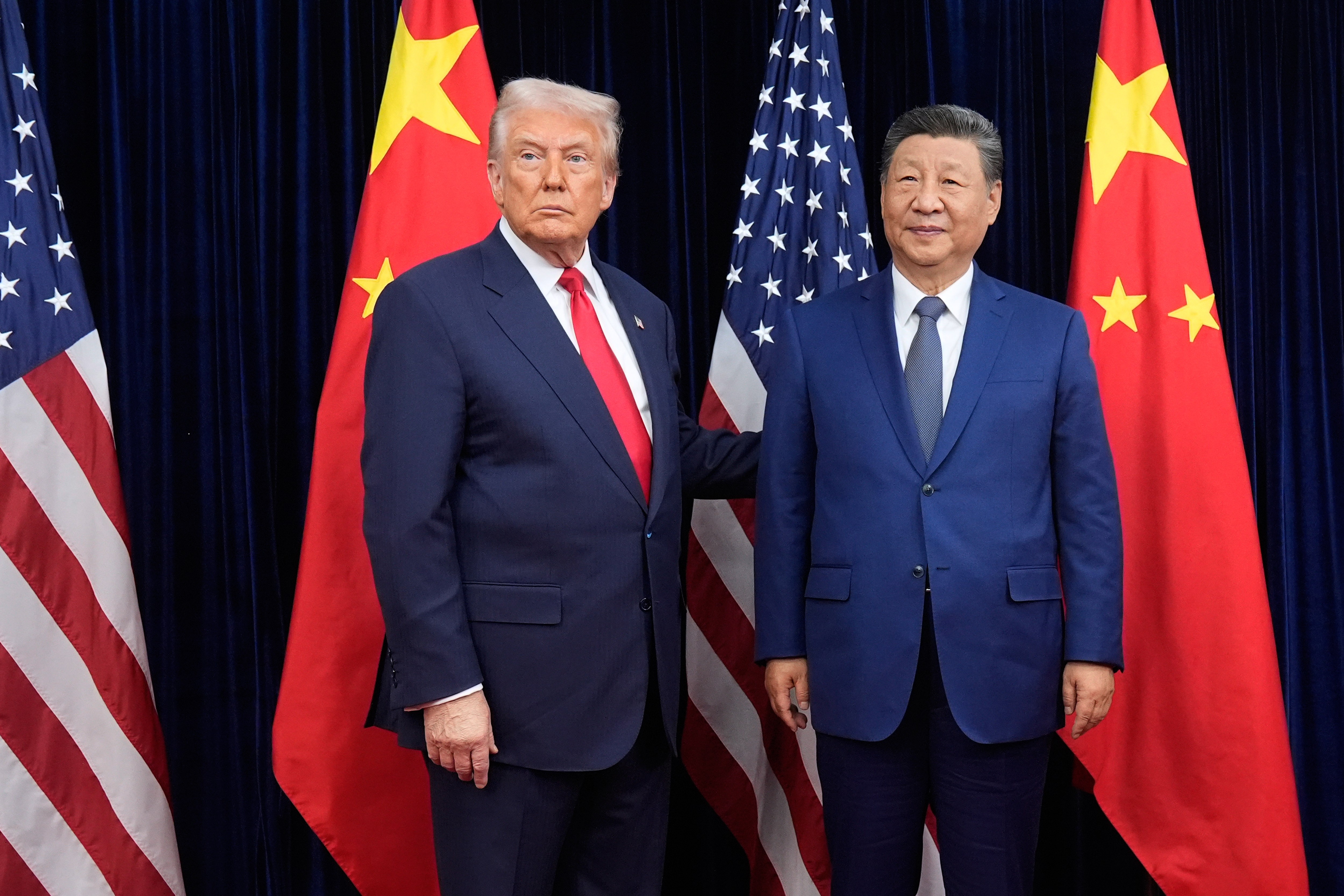 Tarifas sem fim: a incerteza que assola as relações comerciais entre EUA e China