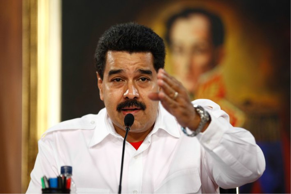 Tiroteio é ouvido perto do palácio presidencial da Venezuela, diz site