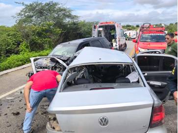 Tragédia: Avós e neto de 7 anos morrem em acidente na BR-222, em Sobral, Ceará