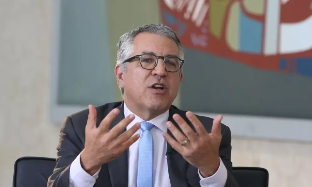 Transporte Grátis para Pacientes com Câncer: Ministro Alexandre Padilha Anuncia Investimentos no Ceará