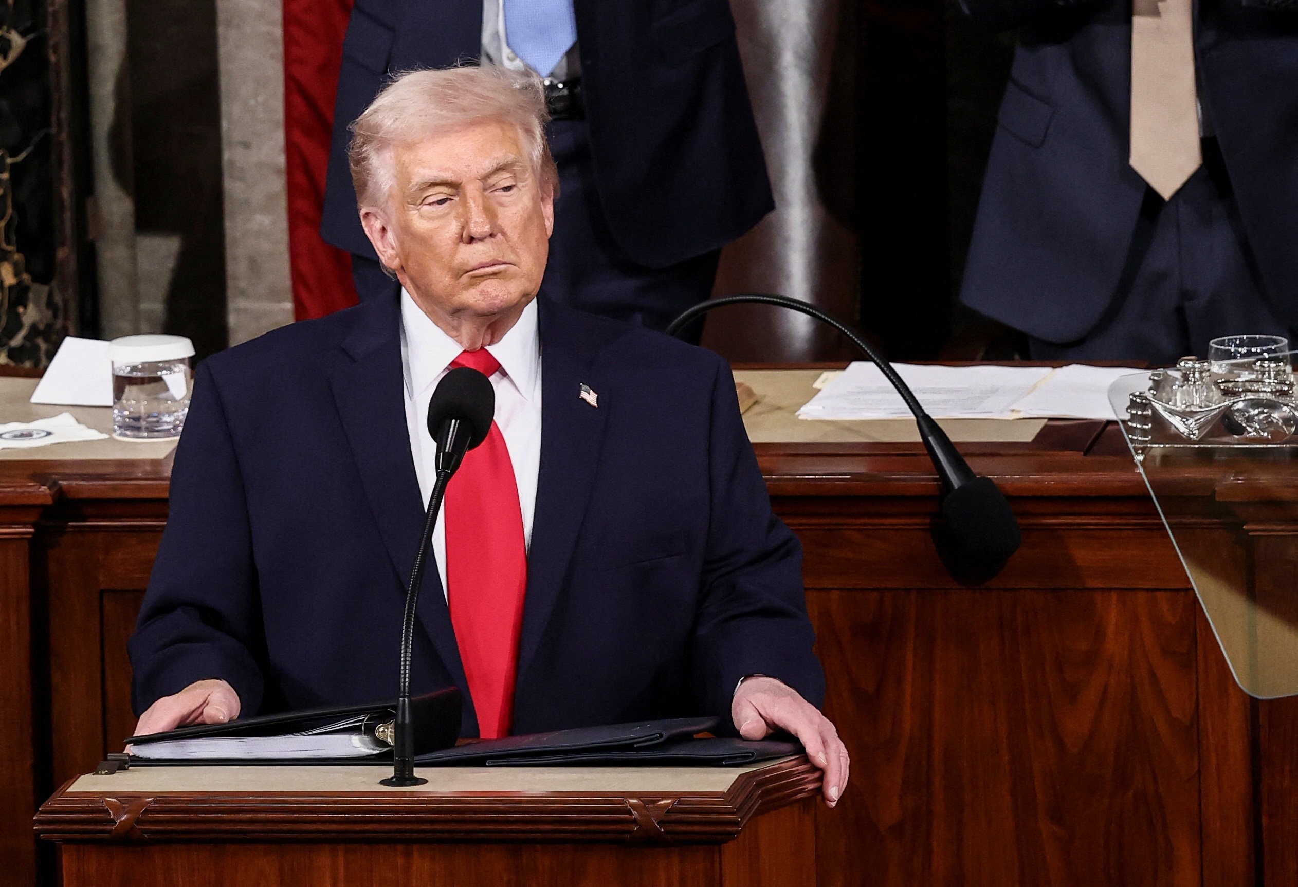 Trump ordena agências federais a deixarem de usar IA da Anthropic