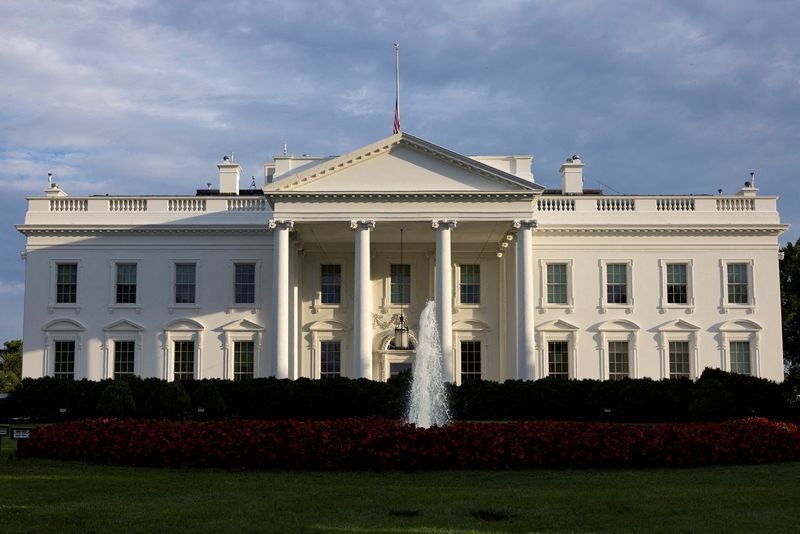 Trump se reunirá com empresas petrolíferas na Casa Branca sobre Venezuela