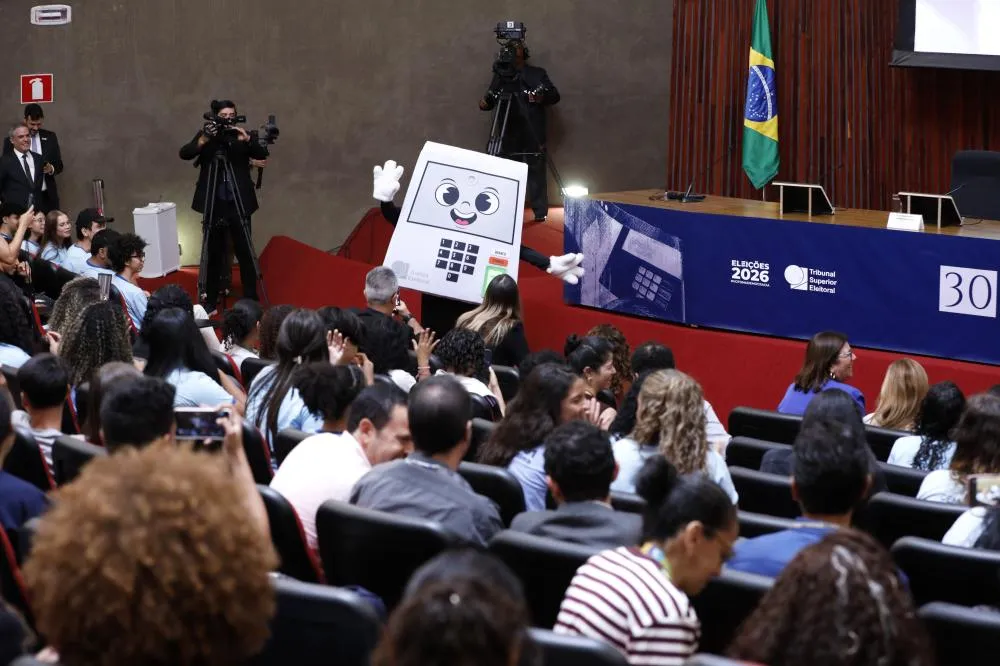 Urna Eletrônica: TSE Lança 'Pilili' para Aumentar Participação Jovem no Voto