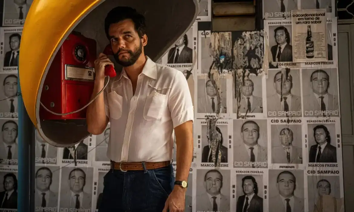 Vencedor Spirit Awards: 'O Agente Secreto' de Kleber Mendonça Filho é eleito Melhor Filme Internacional