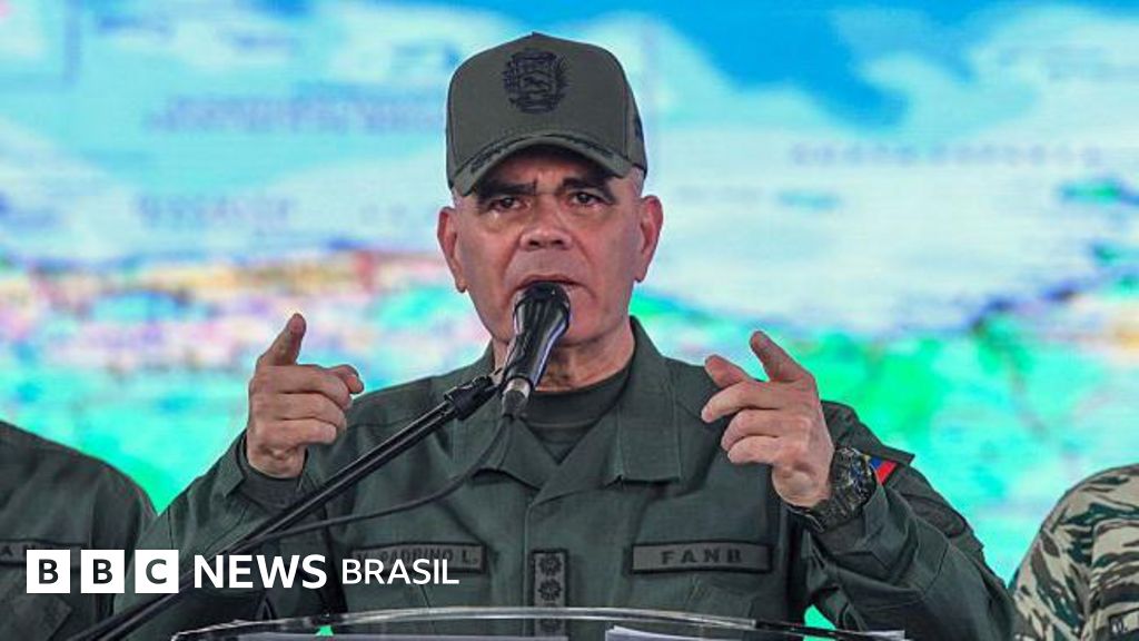Venezuela em Crise: Ministro da Defesa Demitido após 12 Anos no Cargo