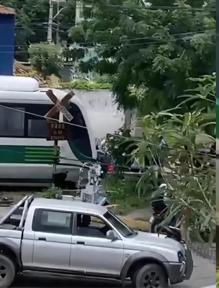 VLT Sobral Colide com Carro em Sobral: Conheça os Detalhes do Acidente