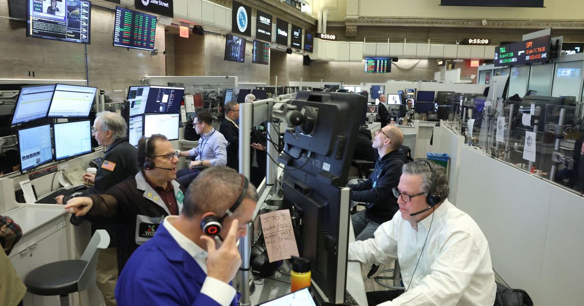 Wall Street opera em alta após dados do Payroll