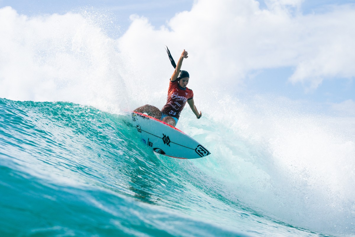 WSL 2026: Luana Silva Busca Vitória nas Quartas de Final em Gold Coast